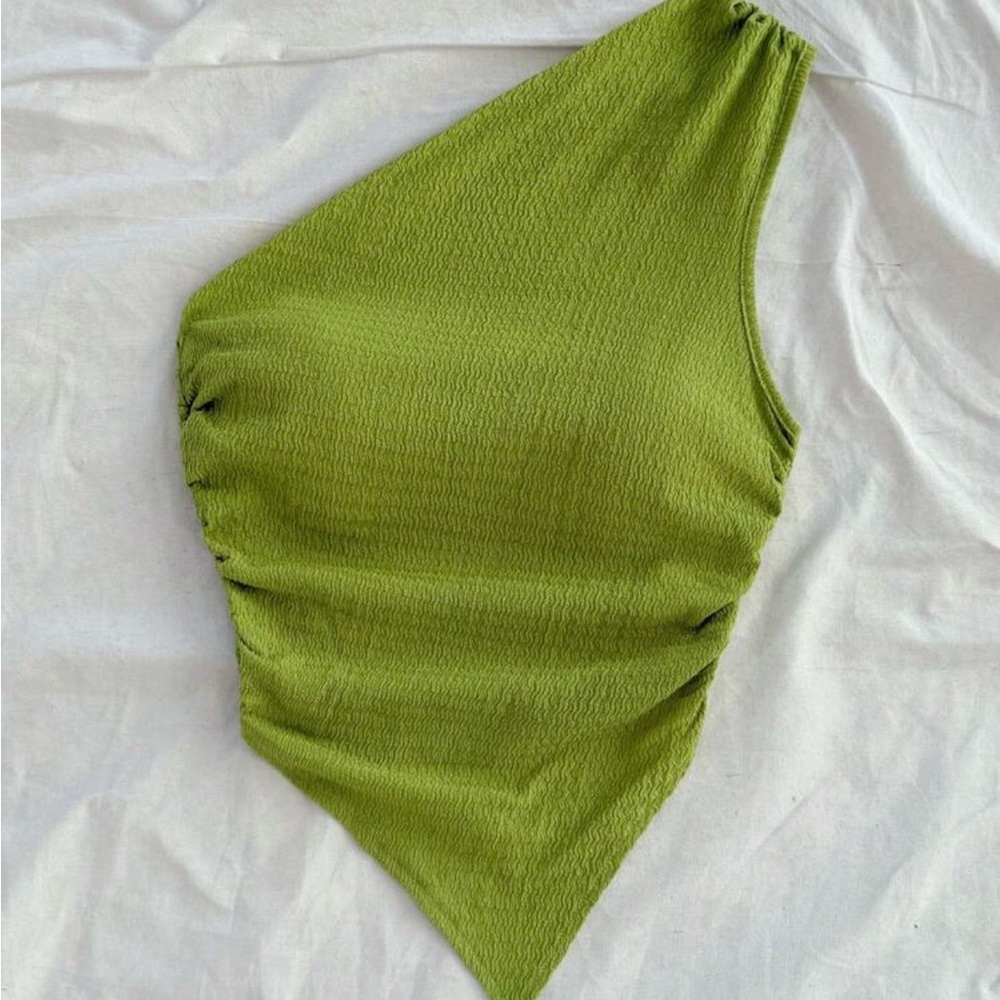 Green One-Shoulder Crop Top